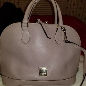 Dooney & Bourke Bag